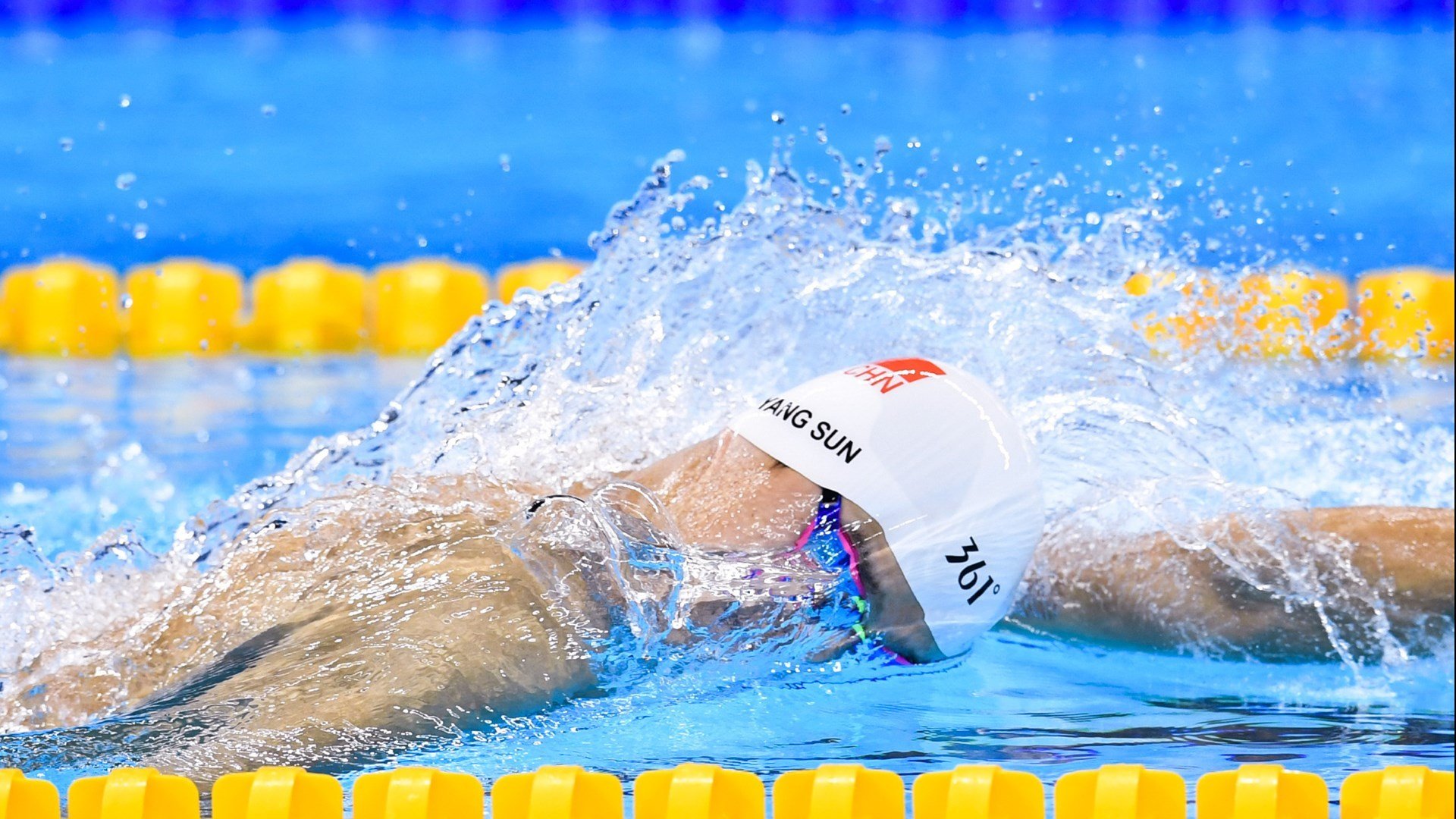 足球专题报道:深度挖掘足球背后的故事,揭秘足球